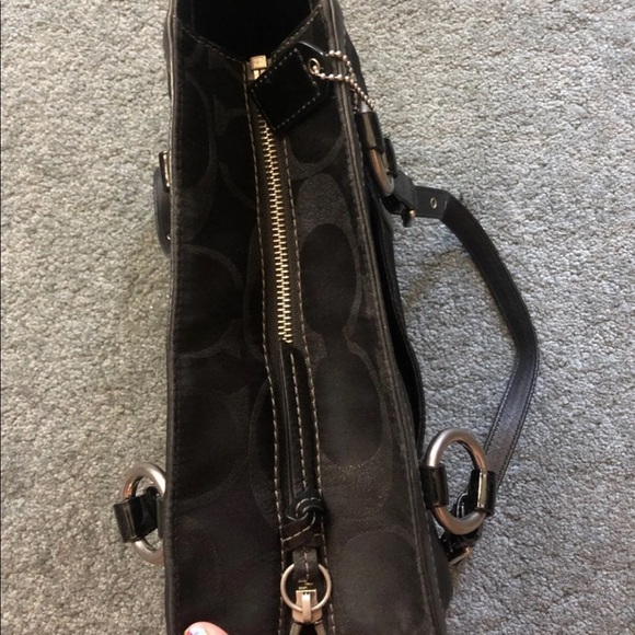 Coach Handbag - Picture 3 of 3
